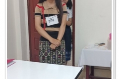 316261